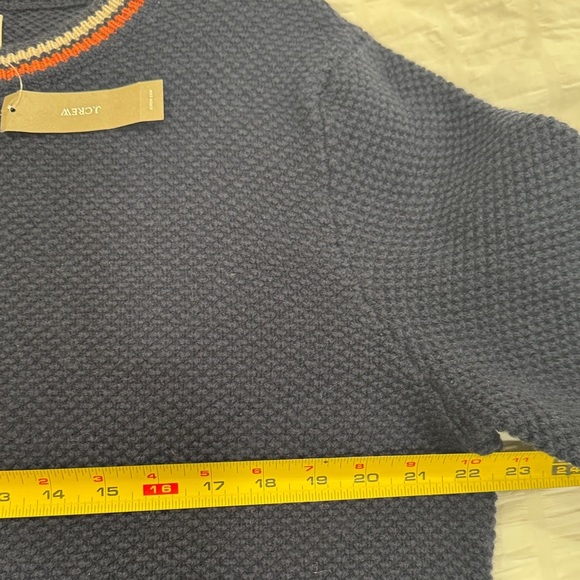 J.CREW NWT Navy Crewneck Sweater with Rust/Brown and Cream Trim Men’s Size L - Picture 5 of 8